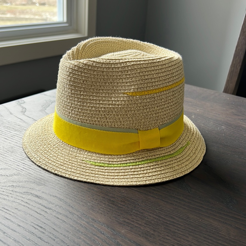 Women’s straw hat